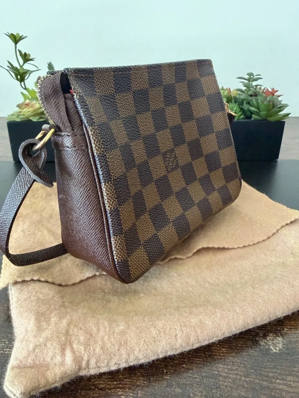 Louis Vuitton Damier Ebene Trousse Make Up Bag Pochette w/ COA + Dust Bag